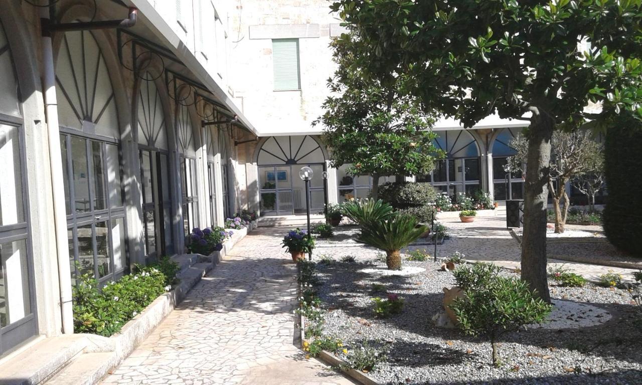 Trullo Dell'Immacolata - Casa Vacanze Gestita Da Suore Selva Di Fasano Eksteriør bilde